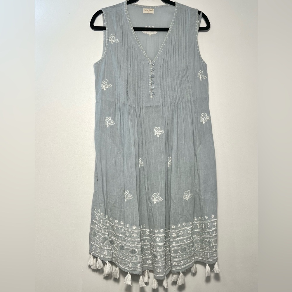 Lula Soul embroidered floral sleeveless lined dress w/ tassels and pockets sz S